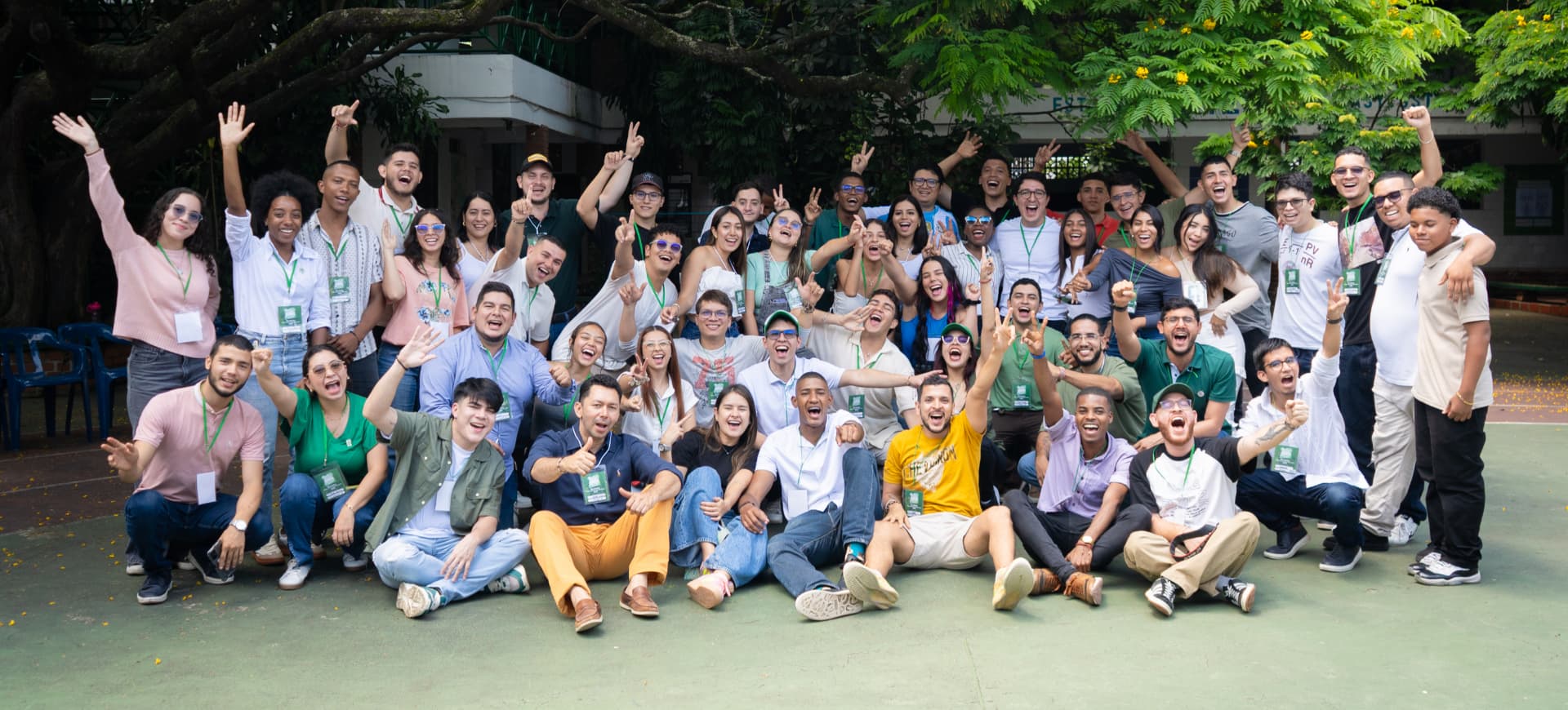 Comunidad de líderes de la Política de la Felicidad reunida